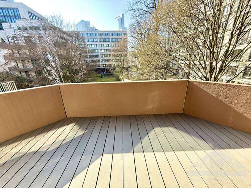 Foto - Wohnung zum Mieten in Frankfurt am Main 2.200,00 € 102 m²