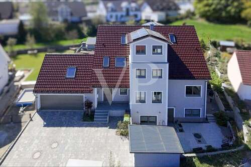 Foto - Haus zum Kaufen in Wolnzach 1.710.000,00 € 385 m²