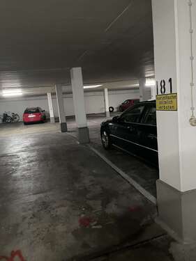 Foto - Garage zu vermieten in München 80,00 €