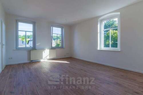 Foto - Wohnung zum Mieten in Hohenstein-Ernstthal 377,03 € 68.55 m²
