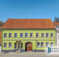 Haus zum Kaufen in Teuchern 179.900,00 € 281 m²