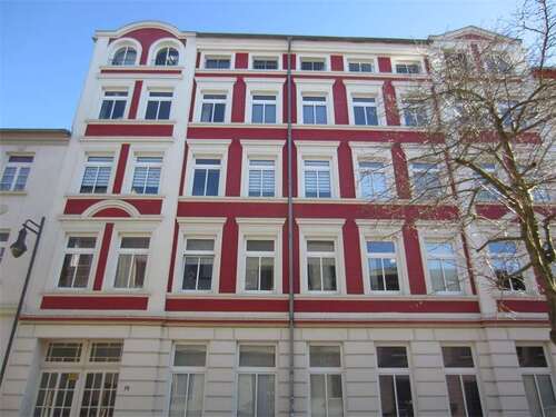 Foto - Haus zum Kaufen in Schwerin 1.535.000,00 € 642.75 m²