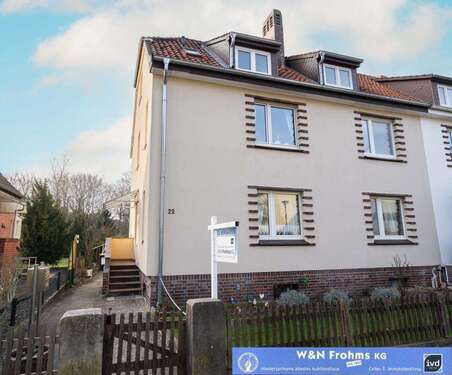 Foto - Haus zum Kaufen in Celle 300.000,00 € 170 m²