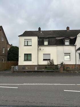 Foto - Haus zum Kaufen in Elz 369.000,00 € 225 m²