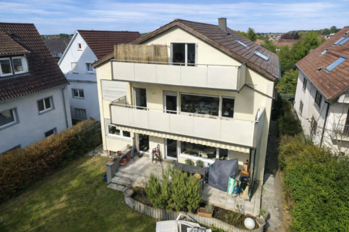 Foto - Haus zum Kaufen in Leonberg 895.000,00 € 327 m²