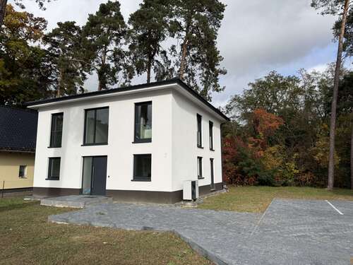 Foto - Haus zum Kaufen in Blankenfelde-Mahlow 890.000,00 € 153 m²