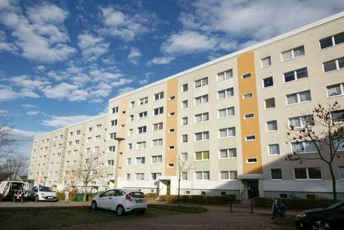 Foto - Wohnung zum Mieten in Plauen 405,23 € 69.27 m²
