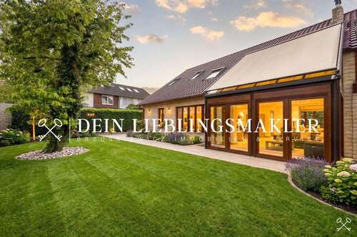 Foto - Haus zum Kaufen in Kaarst 1.590.000,00 € 300 m²
