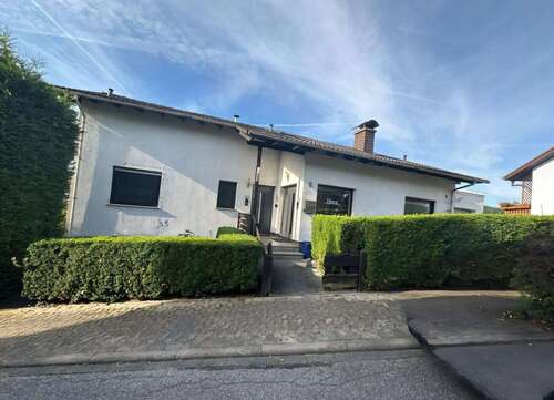 Foto - Haus zum Kaufen in Heppenheim Ortsteil 649.000,00 € 290 m²