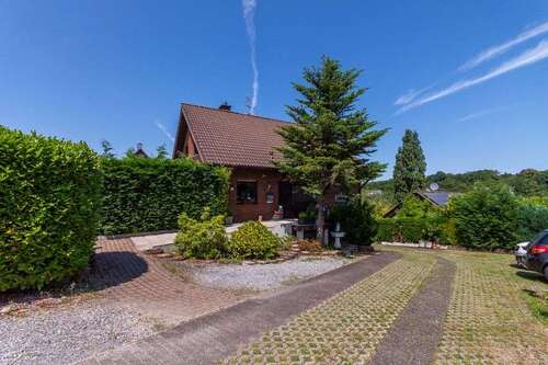 Foto - Haus zum Kaufen in Solingen 590.000,00 € 120 m²