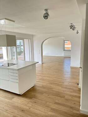 Foto - Wohnung zum Mieten in Delligsen 1.120,00 € 154 m²