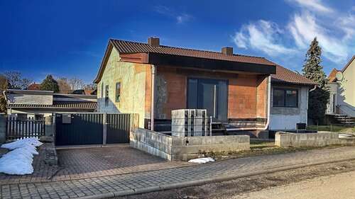 Foto - Haus zum Kaufen in Hötensleben 189.000,00 € 280 m²