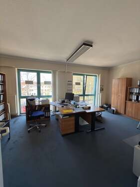 Foto - Büro in Düren 712,00 € 89 m² - 712,00 EUR Kaltmiete, ca.  89,00 m²