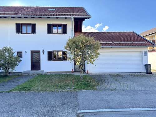 Foto - Haus zum Mieten in Höhenkirchen-Siegertsbrunn 2.300,00 € 151 m²