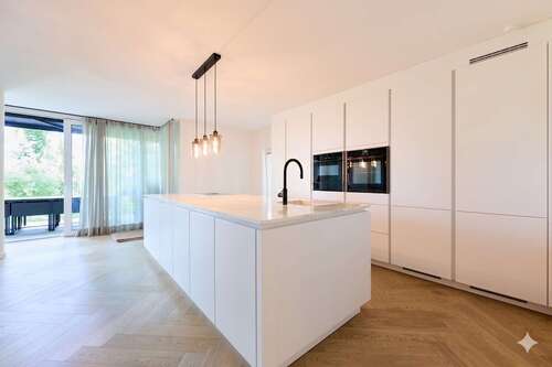 Foto - Wohnung zum Mieten in Düsseldorf 4.990,00 € 219 m²