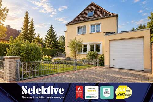 Foto - Haus zum Kaufen in Moers 599.000,00 € 212.78 m²