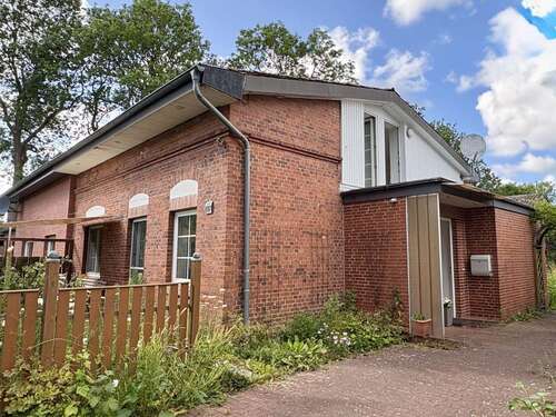 Foto - Haus zum Kaufen in Emkendorf 249.000,00 € 139.9 m²
