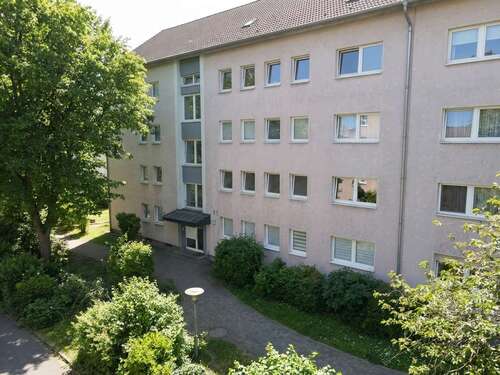 Foto - Wohnung zum Mieten in Bischofsheim 661,96 € 69.68 m²