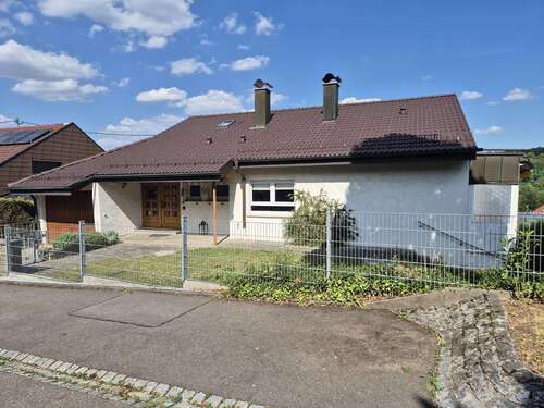 Foto - Haus zum Kaufen in Albershausen 480.000,00 € 142.41 m²