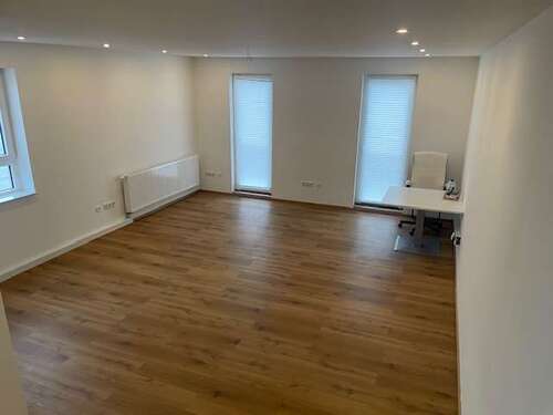 Foto - Büro in Königsbrunn 1.600,00 € 150 m²