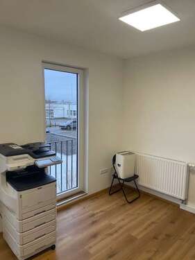 Foto - Büro in Königsbrunn 1.600,00 € 150 m²