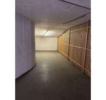 Garage zu vermieten in Frankfurt am Main 200,00 € 26 m²