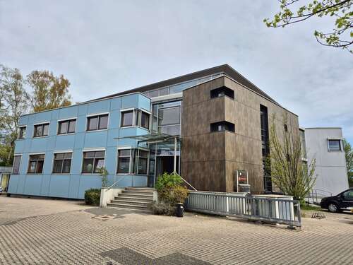 Foto - Büro in Neusäß 2.250,00 € 214 m²