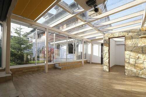 Foto - Haus zum Mieten in Pöring 2.530,00 € 141 m²