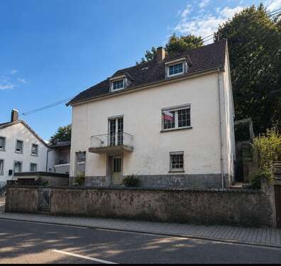 Foto - Haus zum Kaufen in Beckingen 79.000,00 € 145 m²