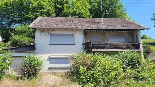 Foto - Haus zum Kaufen in Brücken 69.000,00 € 159 m²