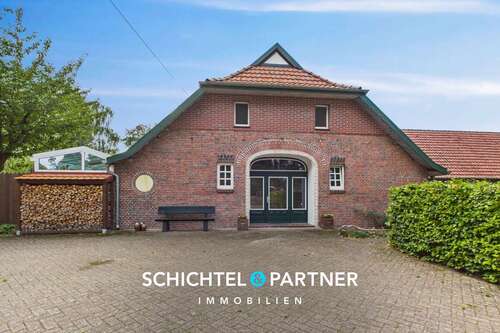 Foto - Haus zum Kaufen in Hatten Munderloh 849.900,00 € 332 m²