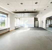 Einzelhandel in Sauerlach 2.574,00 € 136 m²