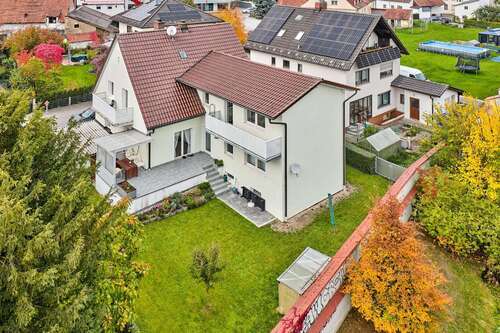 Foto - Haus zum Kaufen in Straubing 349.000,00 € 209.29 m²
