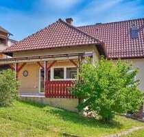 Haus zum Kaufen in Niefern-Öschelbronn Öschelbronn 390.000,00 € 166 m² - Niefern-Öschelbronn / Öschelbronn