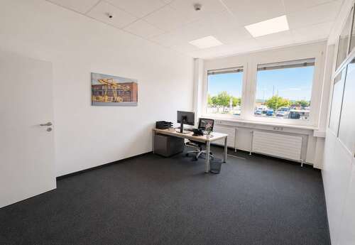 Foto - Büro in Rastatt 350,00 € 15.28 m²