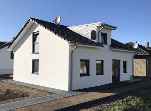 Foto - Haus zum Kaufen in Sassenburg 349.000,00 € 140 m²