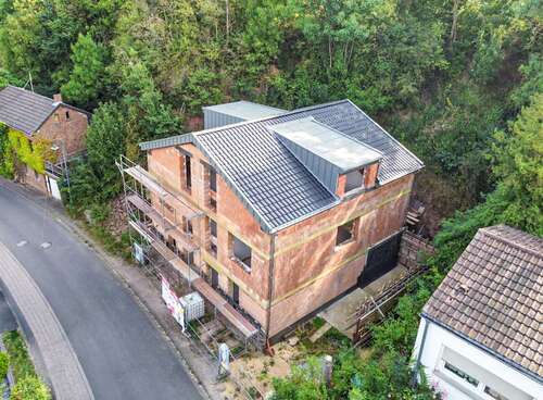 Foto - Haus zum Kaufen in Heimbach-Vlatten 390.000,00 € 302 m²
