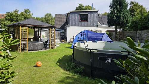 Foto - Haus zum Kaufen in Uetersen 348.000,00 € 182 m²