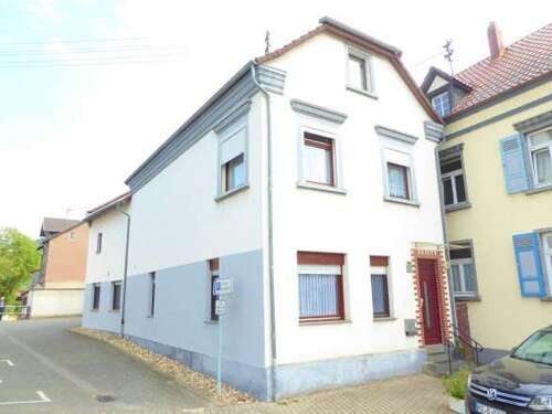 Foto - Haus zum Kaufen in Münster-Sarmsheim 299.000,00 € 276 m²