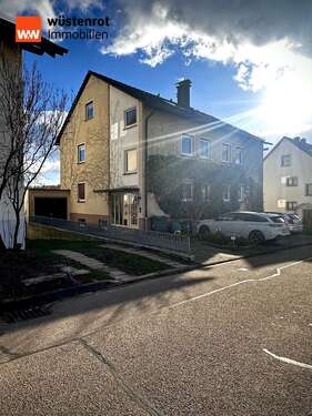 Foto - Wohnung zum Kaufen in Ettlingen Schöllbronn 299.000,00 € 165 m²