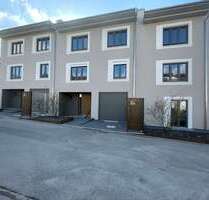 Haus zum Mieten in Söllingen 2.100,00 € 184.09 m²