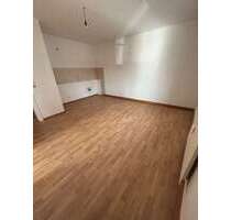 Wohnung zum Mieten in Amberg 306,43 € 36.05 m²