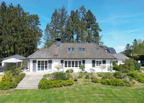 Foto - Haus zum Kaufen in Bendestorf 1.395.000,00 € 277 m²