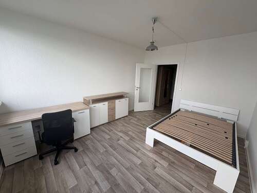 Foto - Wohnung zum Mieten in Neubrandenburg 280,00 € 24 m²