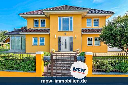 Foto - Haus zum Kaufen in Wildau 1.090.000,00 € 255 m²