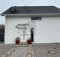 Haus zum Kaufen in Hohentengen am Hochrhein 800.000,00 € 115 m²