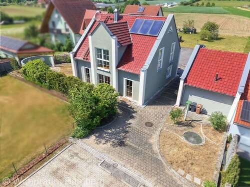 Foto - Haus zum Kaufen in Frensdorf 398.000,00 € 143.4 m²