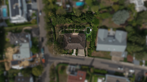 Foto - Haus zum Kaufen in Karlsruhe 1.850.000,00 € 300 m²