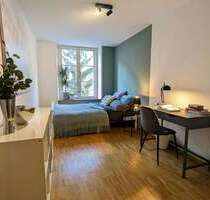 WG-Zimmer in München 925,00 € 13 m²