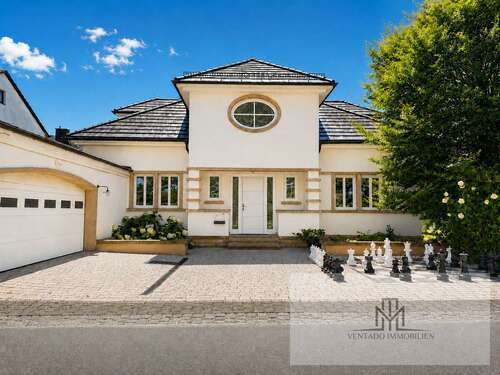 Foto - Haus zum Kaufen in Butzbach Ostheim 777.777,00 € 224.15 m²
